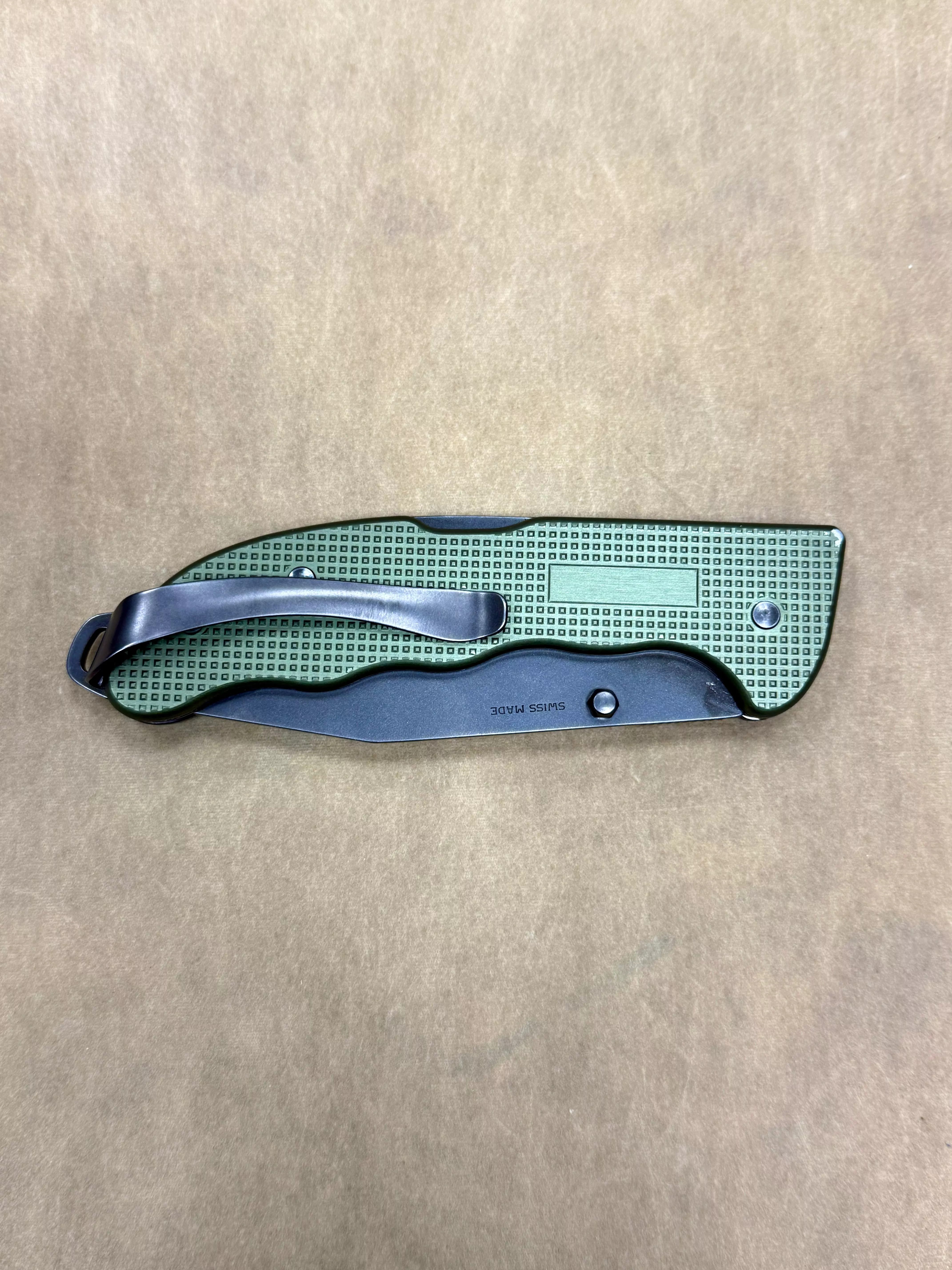 Victorinox Evoke detail