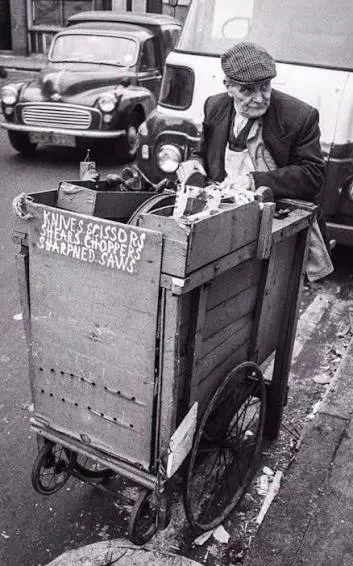 Historie broušení nožů